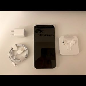 Apple iPhone XS 256gb Black, unlocked